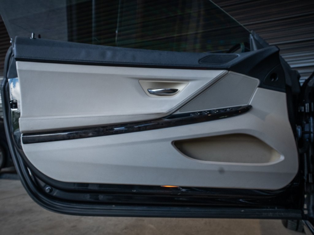 Used 2012 BMW 650i Convertible RWD image 23