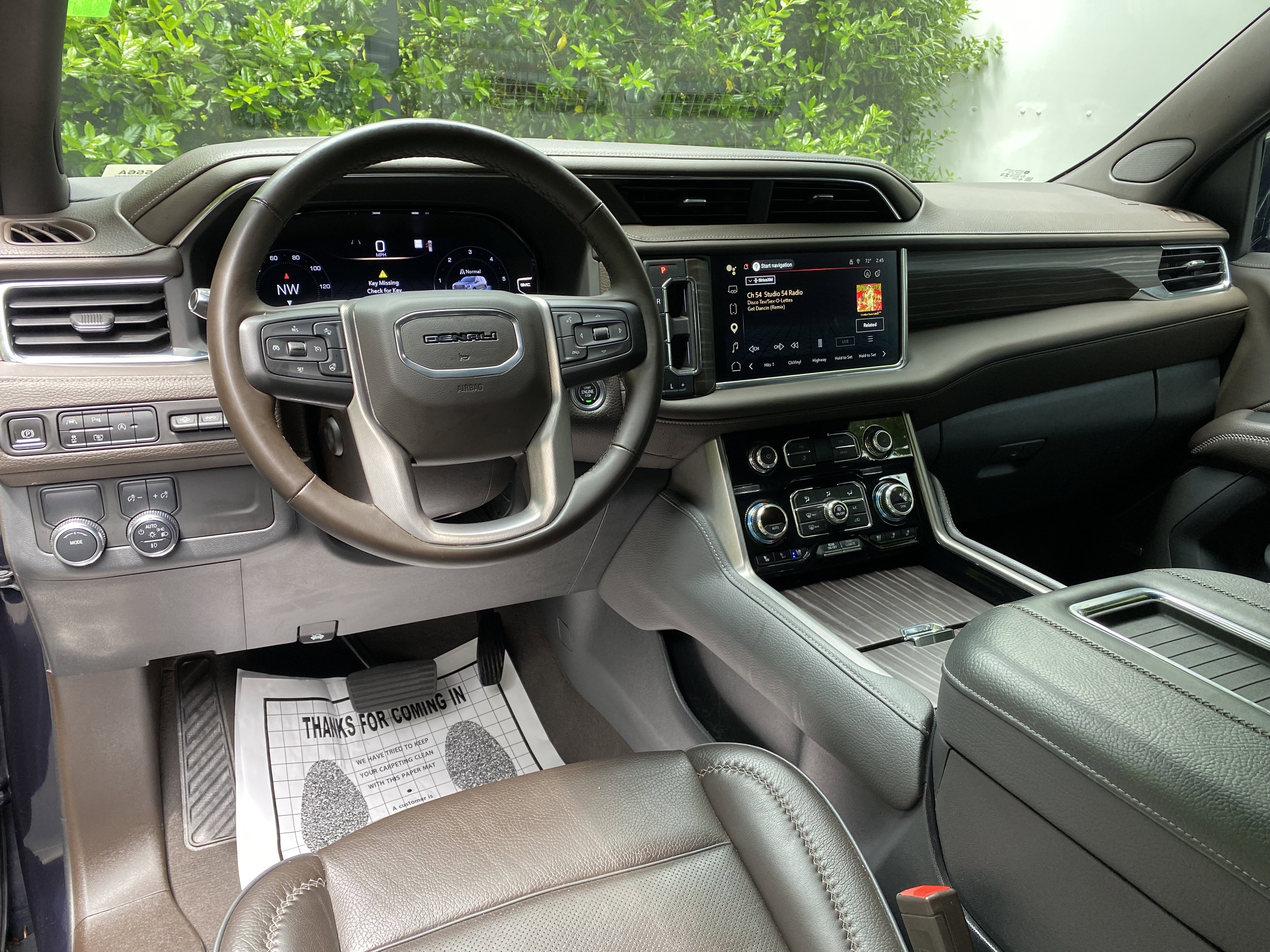 Used 2023 GMC Yukon Denali RWD image 35