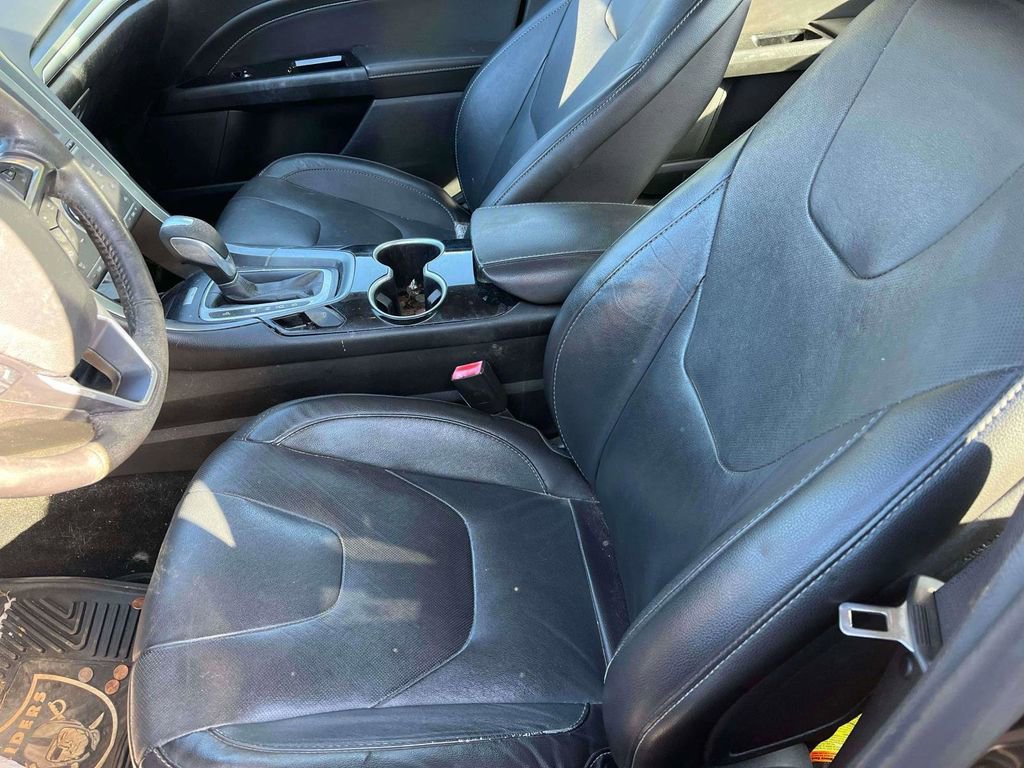 Used 2015 Ford Fusion Titanium FWD image 5