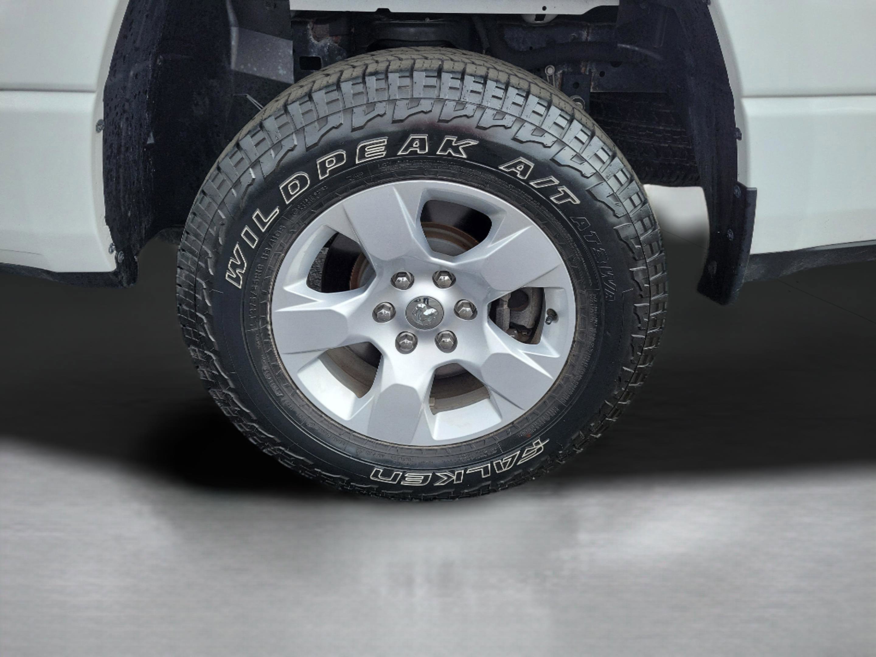 Used 2023 RAM 1500 Big Horn image 30