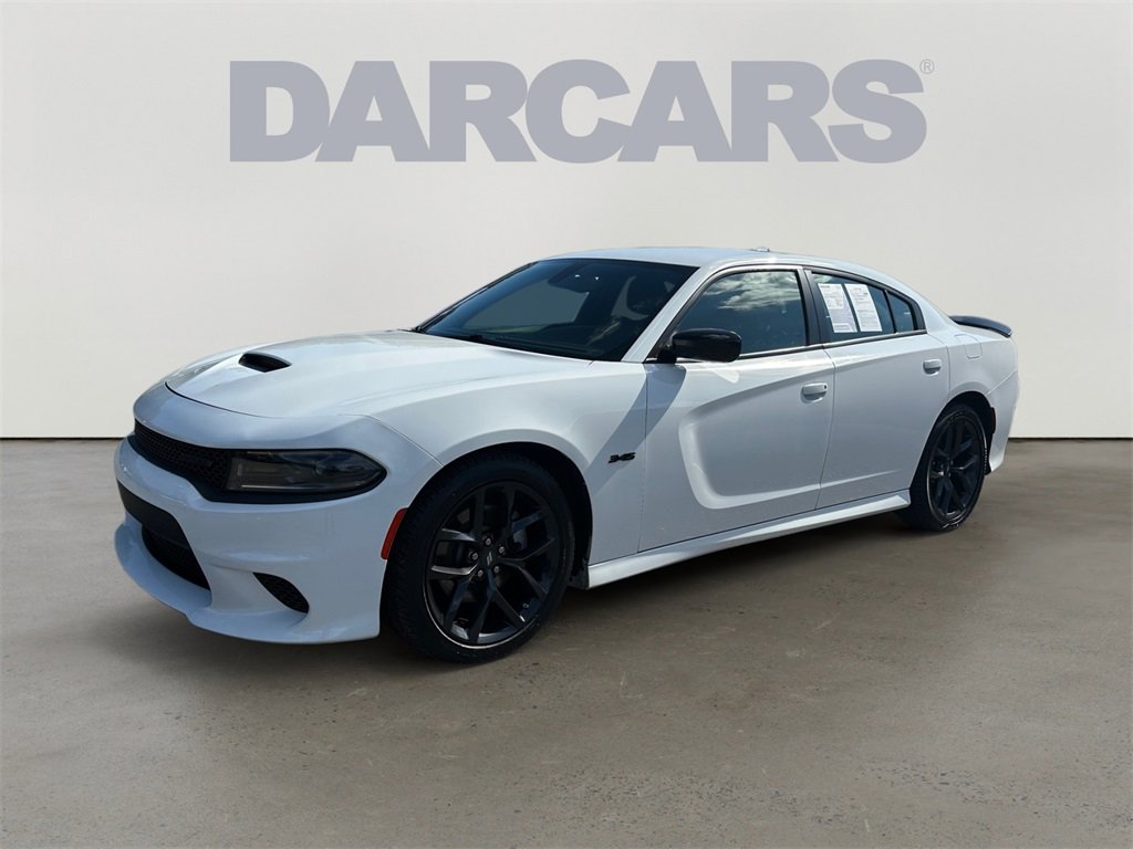 Used 2023 Dodge Charger R/T w/ Blacktop Package image 3