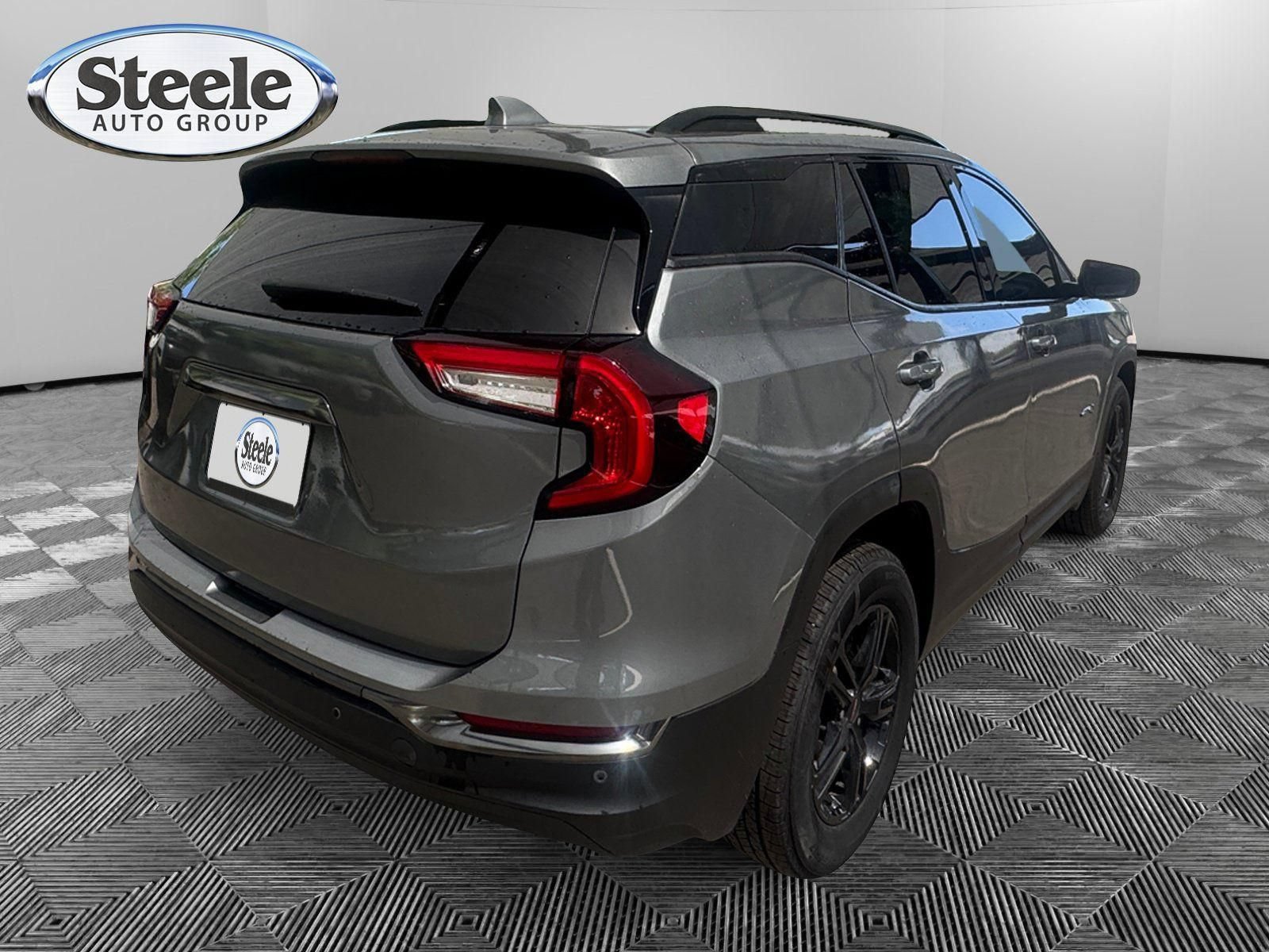 Used 2024 GMC Terrain AT4 w/ Tech Package AWD/4WD image 5