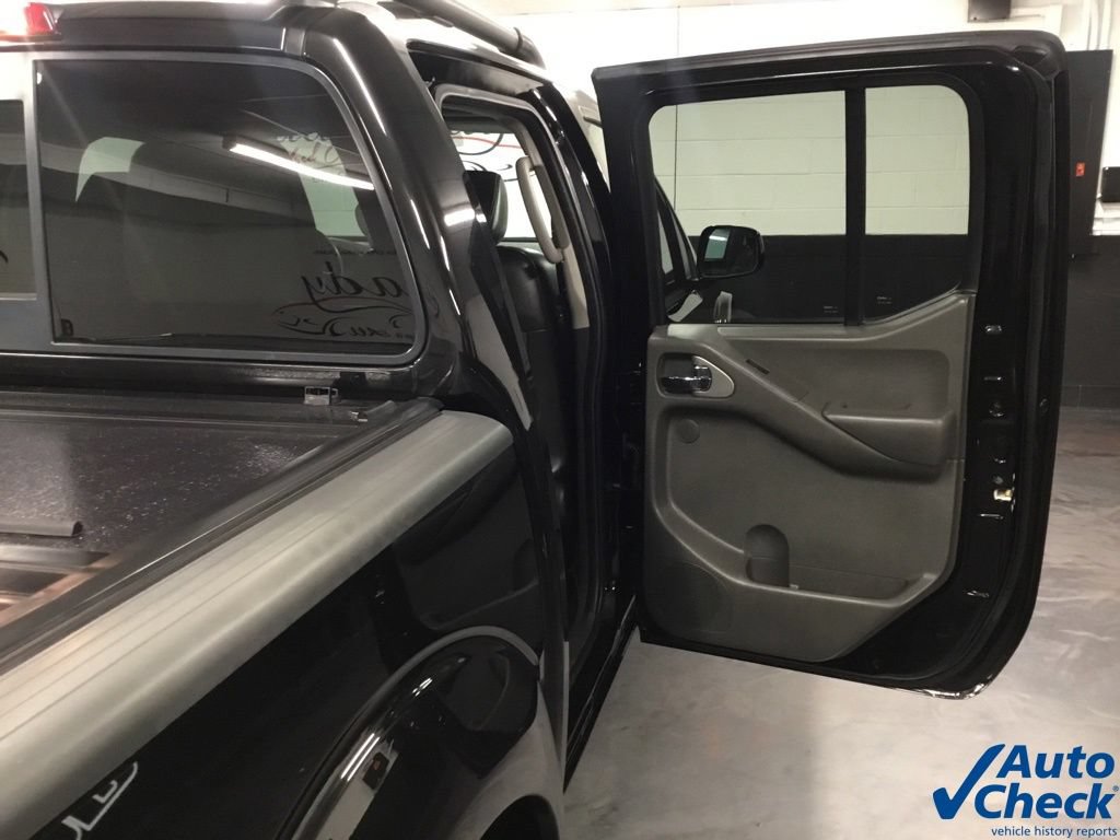 Used 2016 Nissan Frontier PRO-4X w/ Pro-4x Luxury Package AWD/4WD image 39