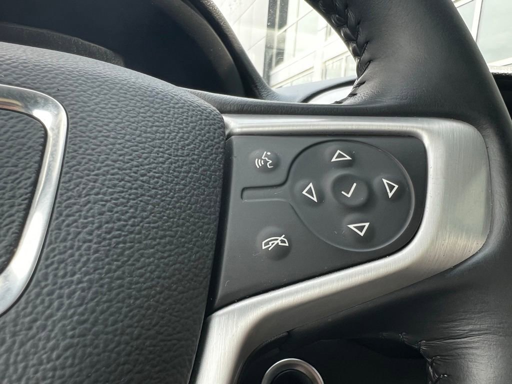 Used 2020 GMC Terrain SLE w/ Driver Convenience Package FWD image 43