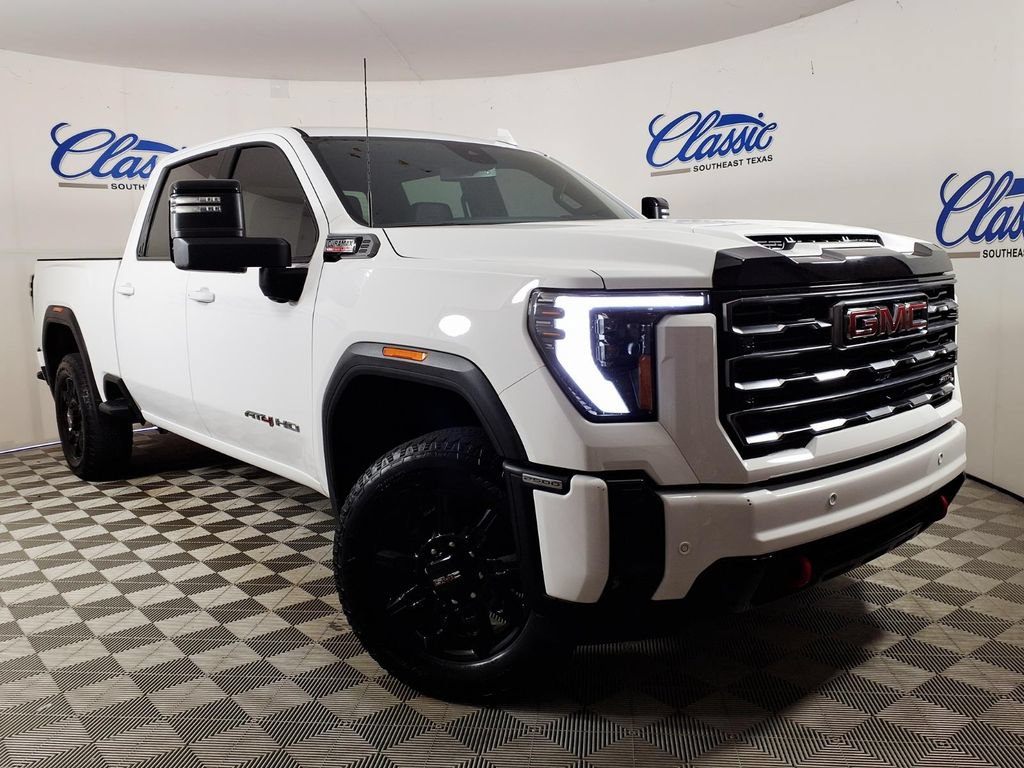 Used 2025 GMC Sierra 2500 AT4 AWD/4WD image 1