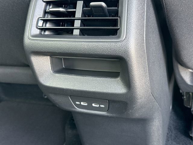 Used 2025 Volkswagen Tiguan S image 19