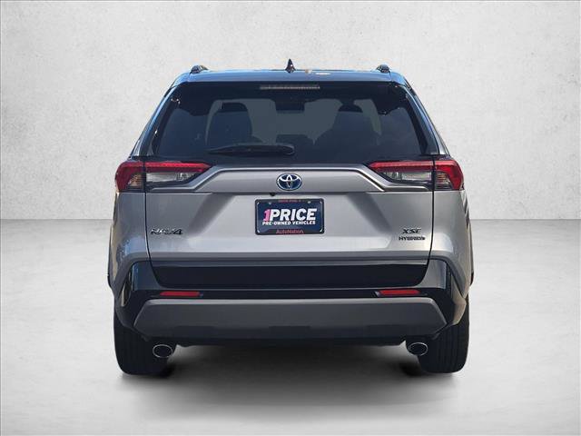 Used 2019 Toyota RAV4 XSE w/ XSE Weather Package AWD/4WD image 7