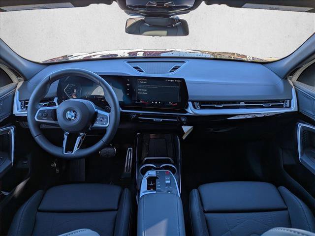 Used 2026 BMW X2 xDrive28i w/ M Sport Package AWD/4WD image 16