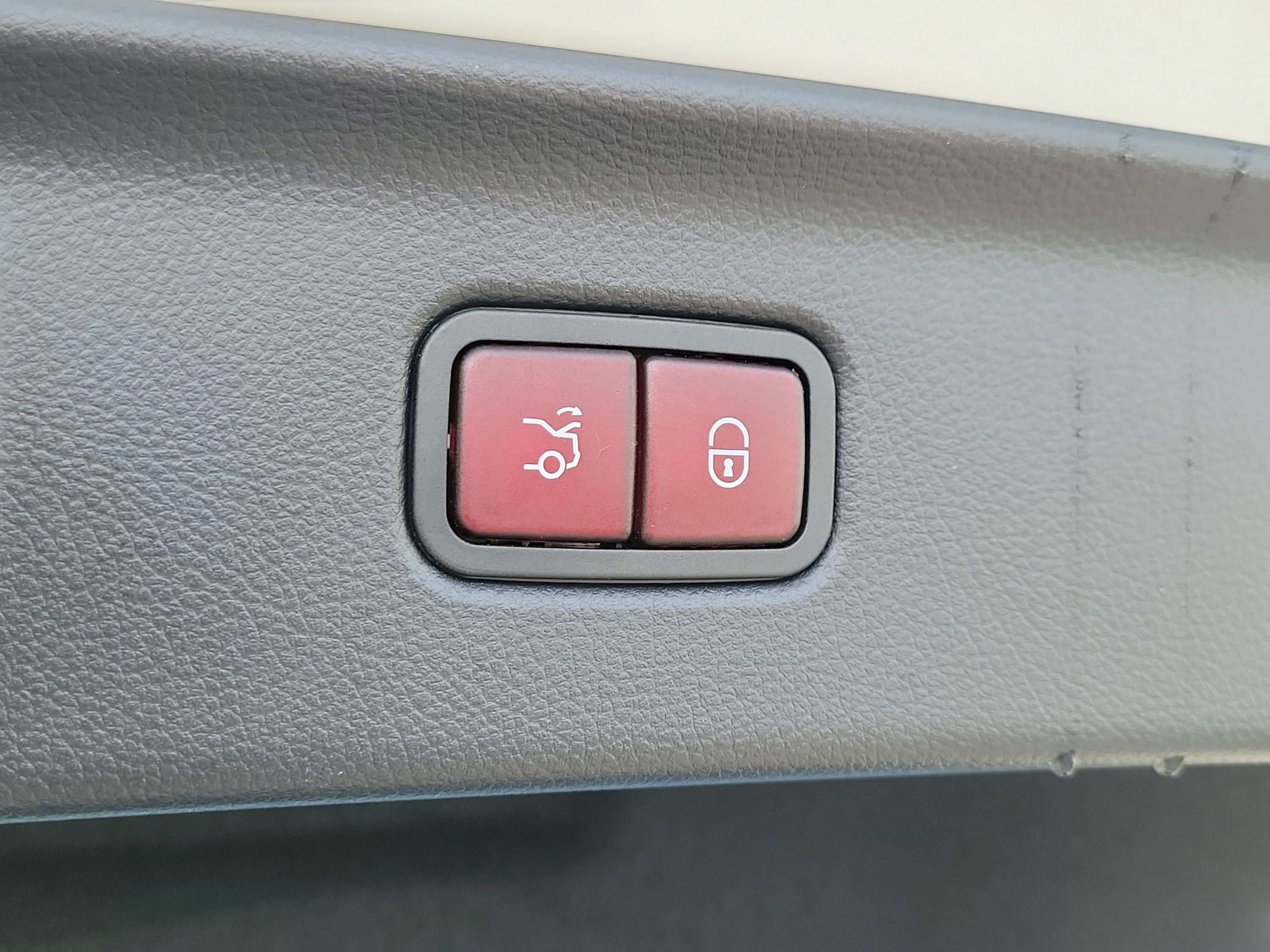 Certified 2023 Mercedes-Benz S 580 4MATIC Sedan image 6