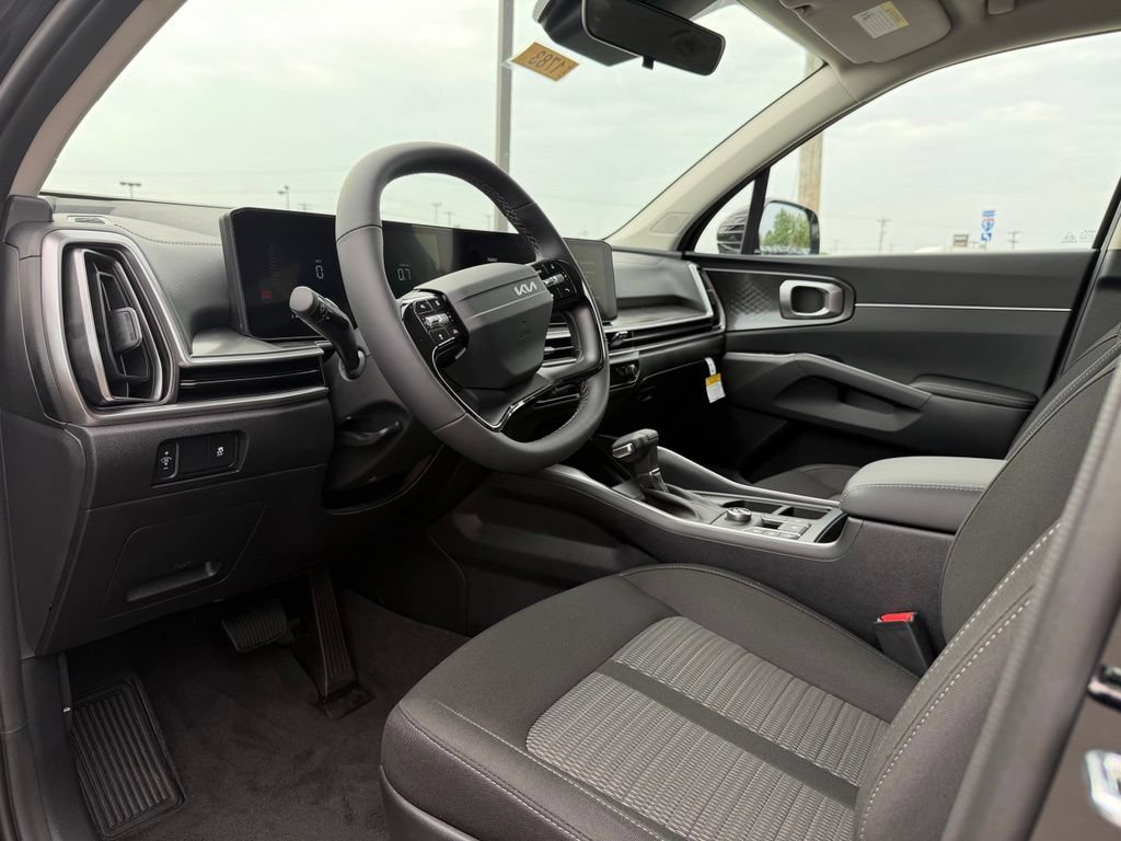 New 2026 Kia Sorento LX FWD image 9