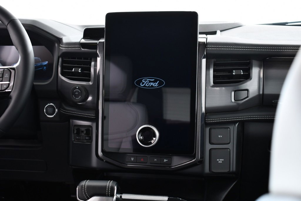 New 2025 Ford F150 Lightning Platinum image 9