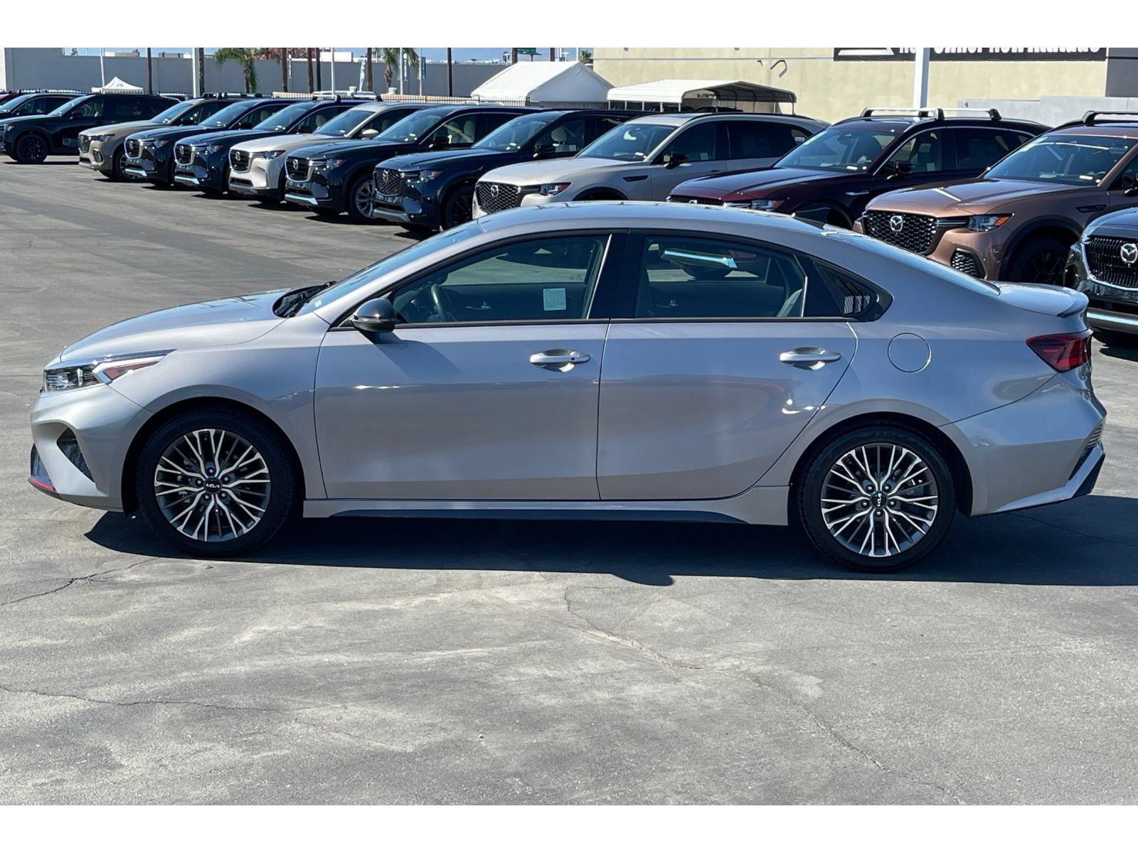 Used 2023 Kia Forte GT-Line FWD image 2