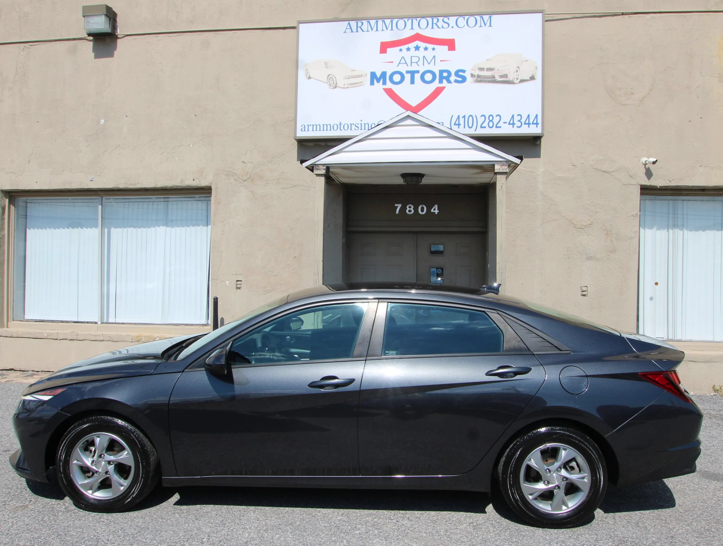 Used 2022 Hyundai Elantra SE FWD image 5