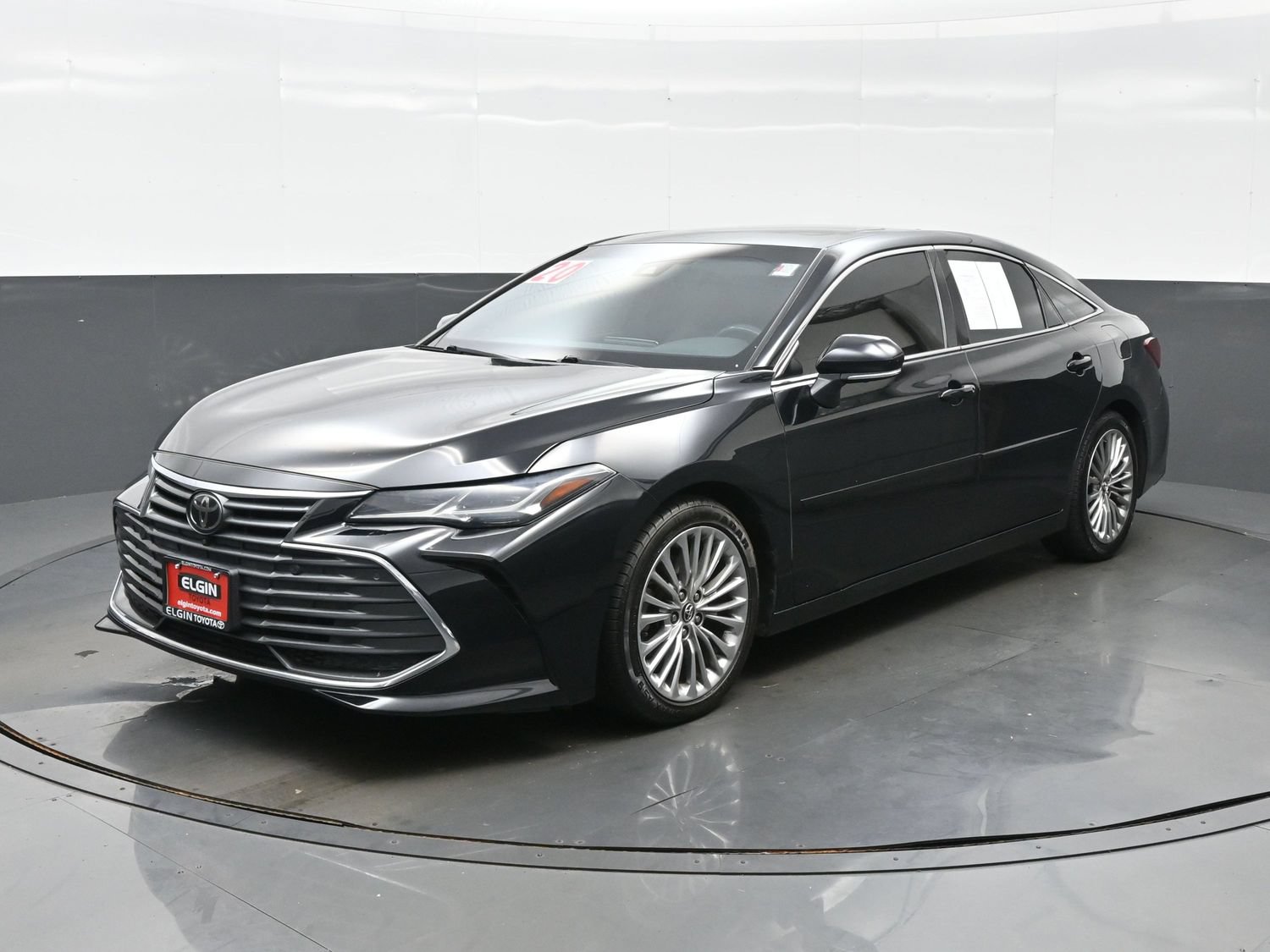 Used 2020 Toyota Avalon Limited w/ Advanced Safety Package FWD image 2