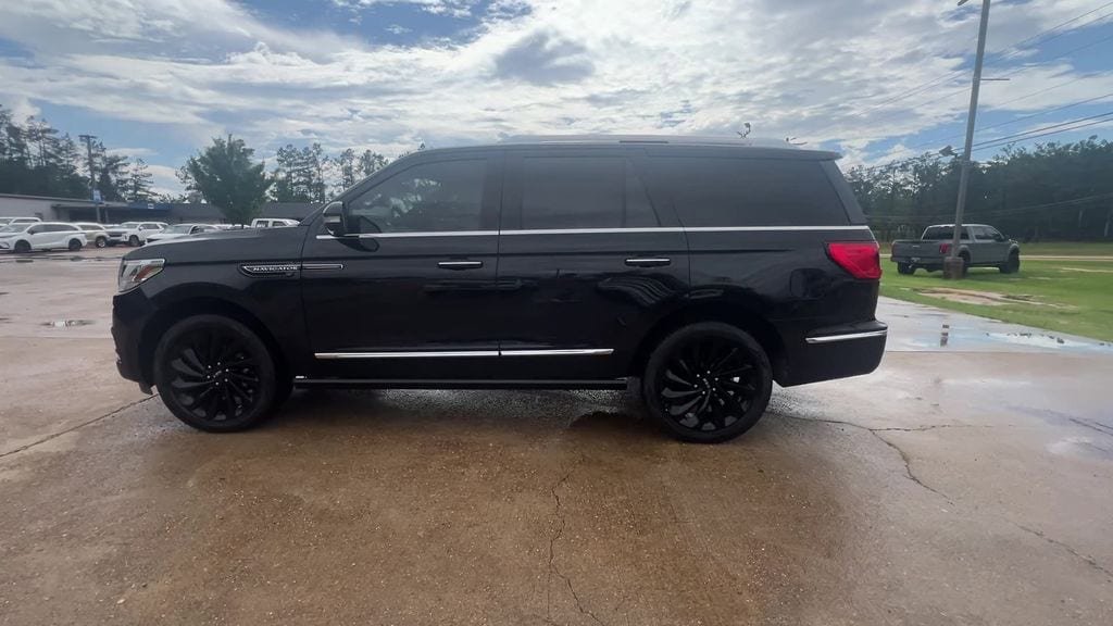 Used 2020 Lincoln Navigator Reserve w/ Equipment Group 208A Reserve AWD/4WD image 3