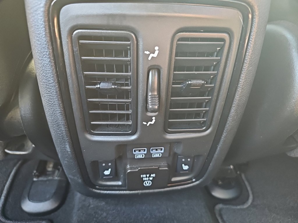 Used 2023 Dodge Durango GT AWD/4WD image 19