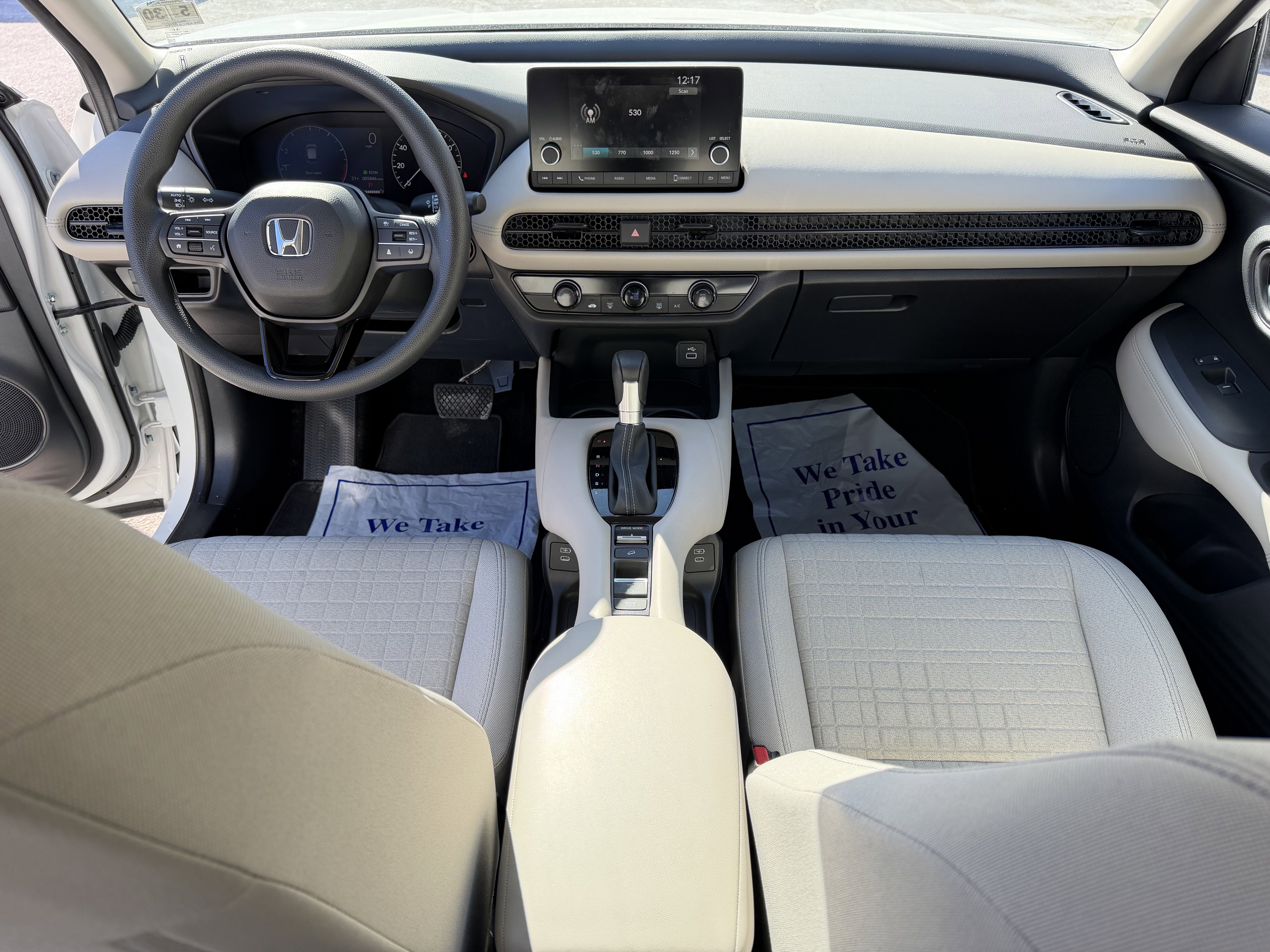Used 2025 Honda HR-V LX image 16
