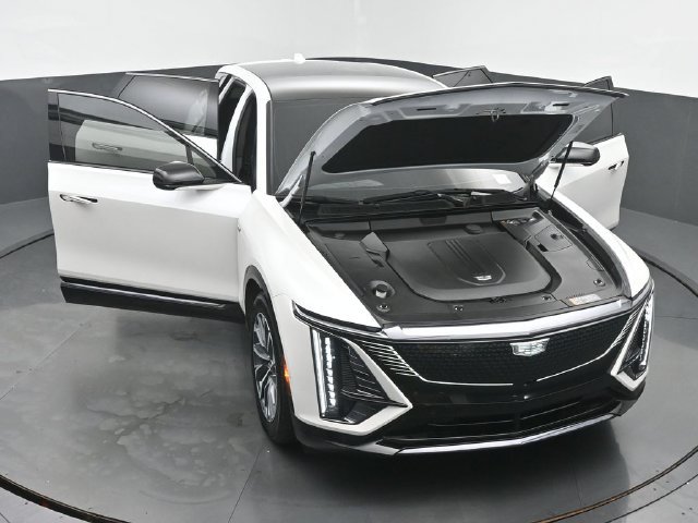 Certified 2024 Cadillac Lyriq Sport w/ LPO, Floor Liner Package AWD/4WD image 62