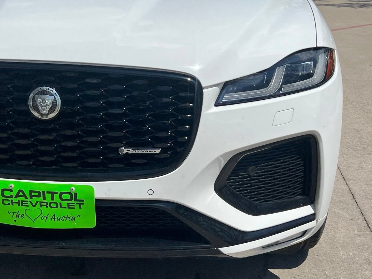 Used 2025 Jaguar F-PACE R-Dynamic S AWD/4WD image 9