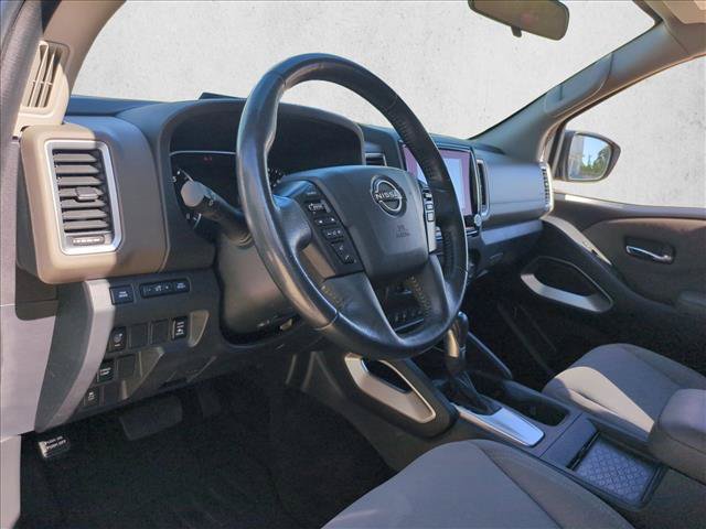 Used 2023 Nissan Frontier SV w/ SV Convenience Package RWD image 10