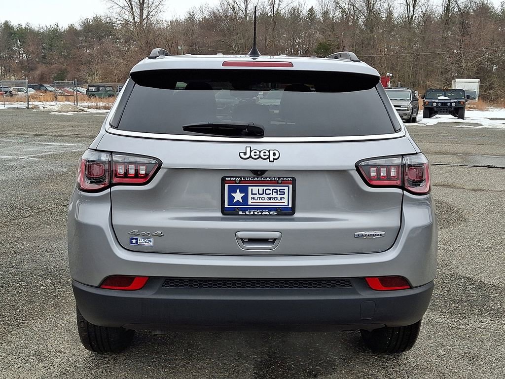 Used 2023 Jeep Compass Latitude w/ Convenience Group image 10