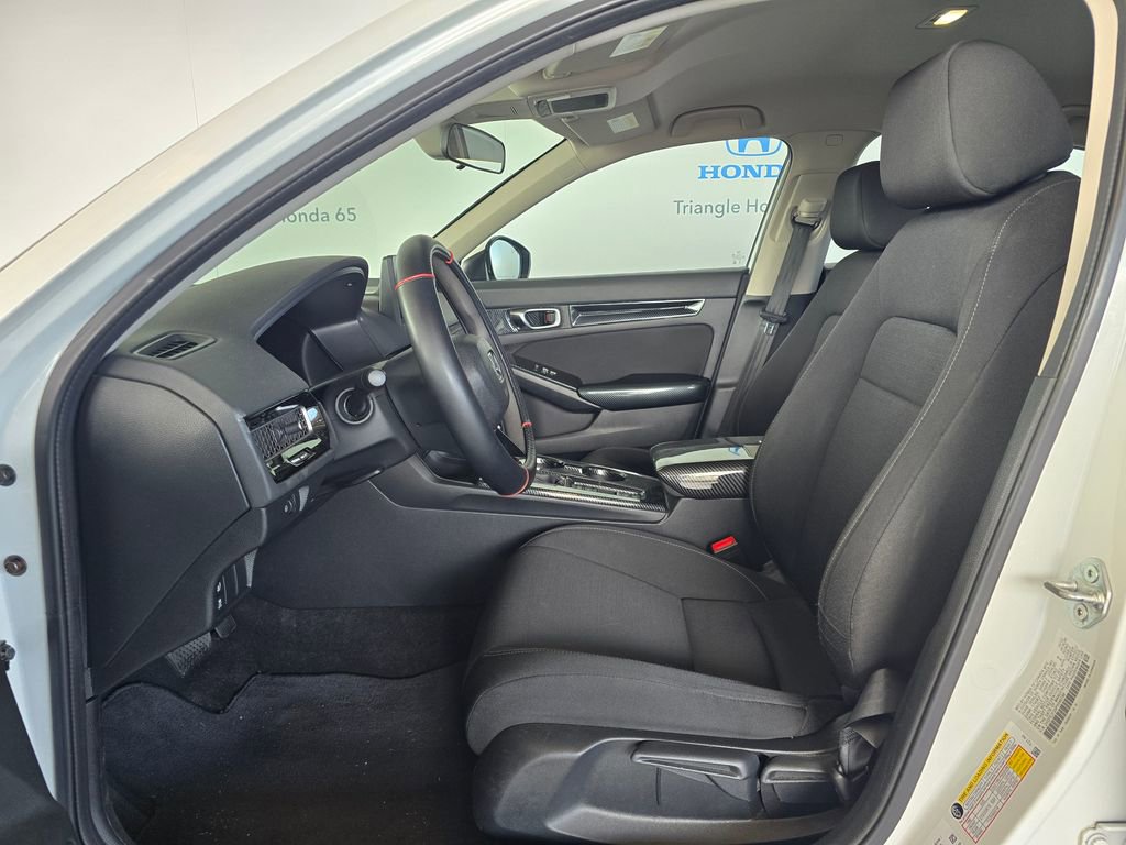 Used 2023 Honda Civic LX image 9