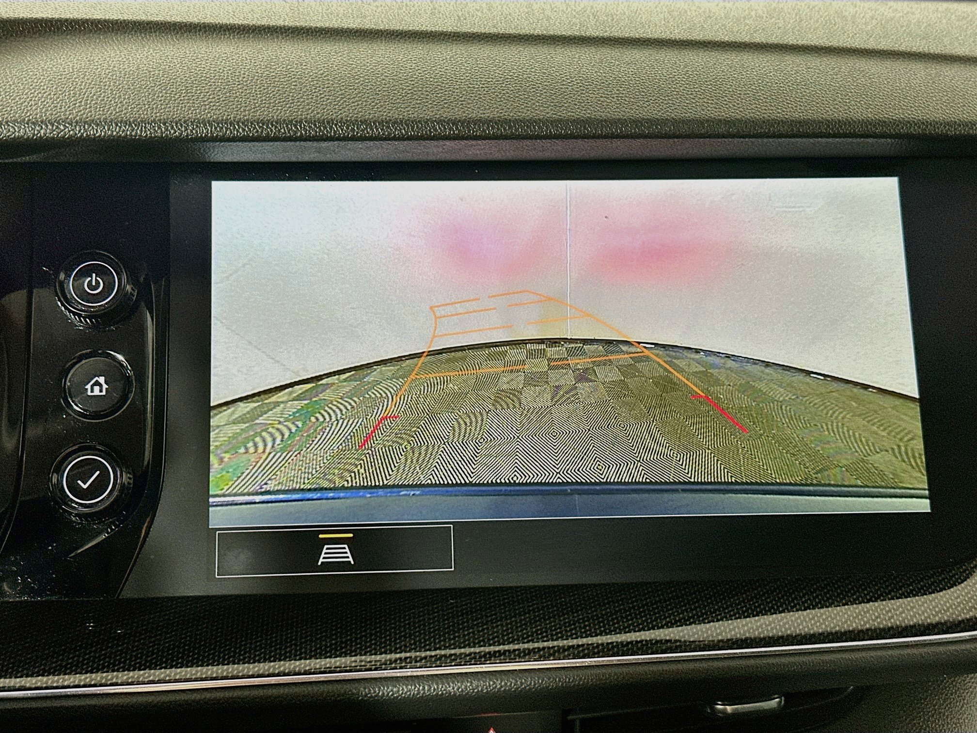 Used 2023 Buick Envision Essence AWD/4WD image 13