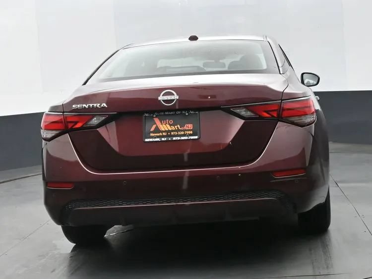 Used 2025 Nissan Sentra SV FWD image 8