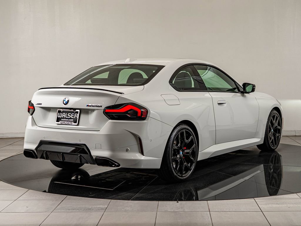 Used 2025 BMW M240i xDrive Coupe w/ Premium Package AWD/4WD image 5