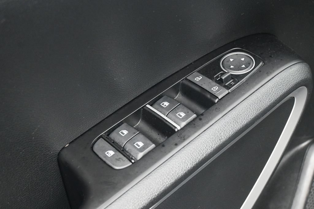 Used 2023 Kia Soul S FWD image 14