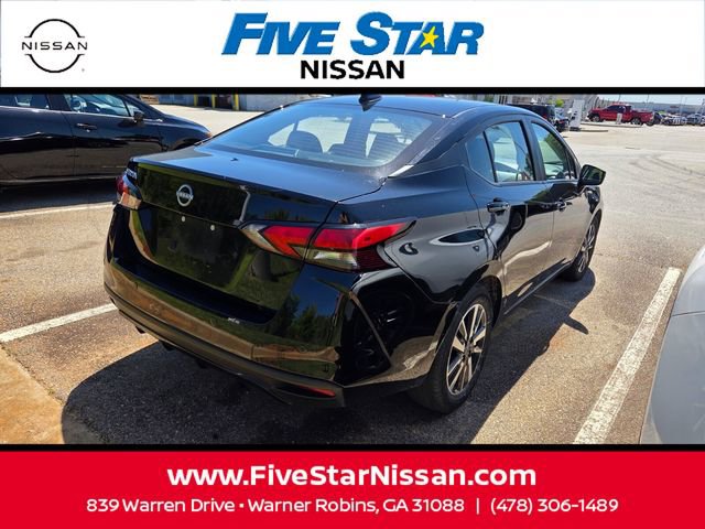 Used 2025 Nissan Versa SV image 13
