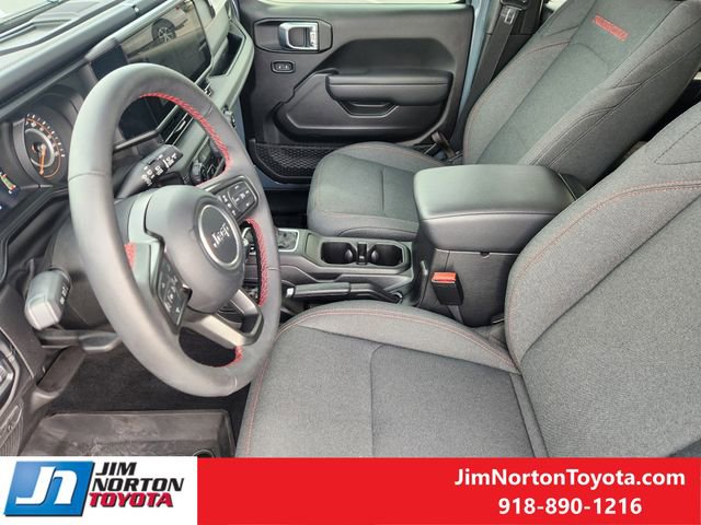Used 2024 Jeep Wrangler Rubicon image 13