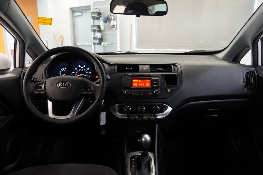 Used 2015 Kia Rio LX w/ Power Package image 8