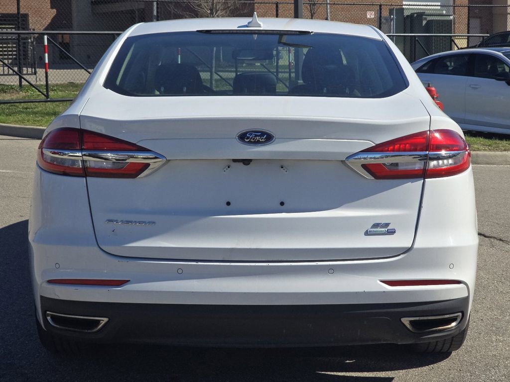 Used 2019 Ford Fusion SE AWD/4WD image 15