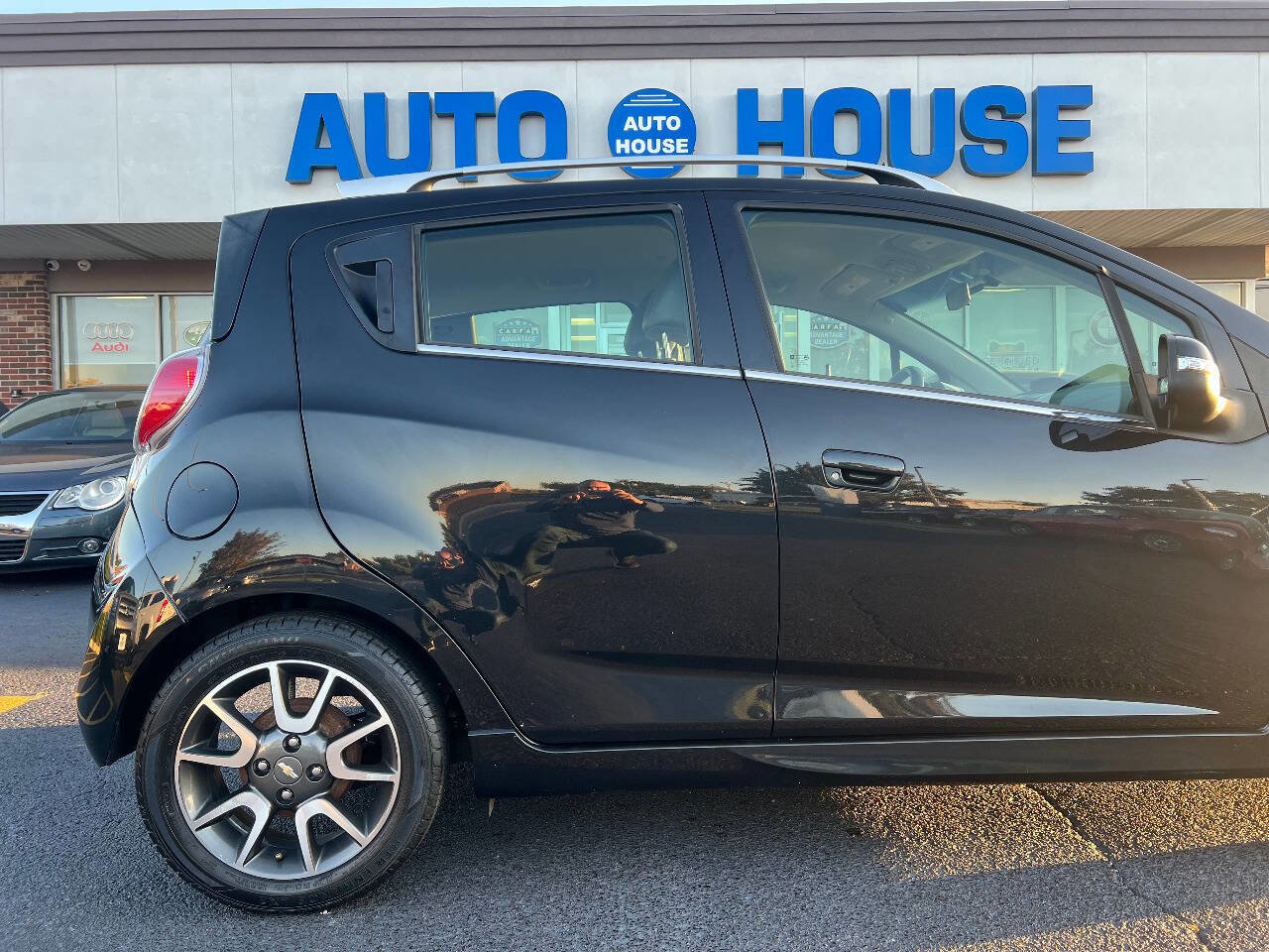 Used 2014 Chevrolet Spark LT FWD image 35