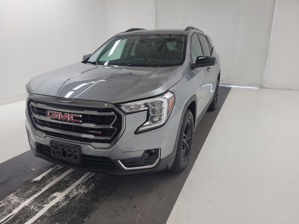 Used 2023 GMC Terrain AT4 image 15