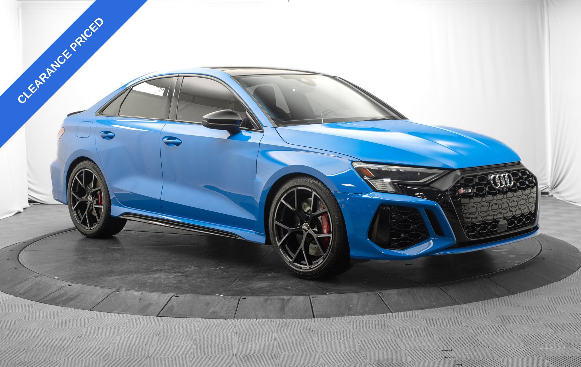 Used 2022 Audi RS 3 AWD/4WD image 9