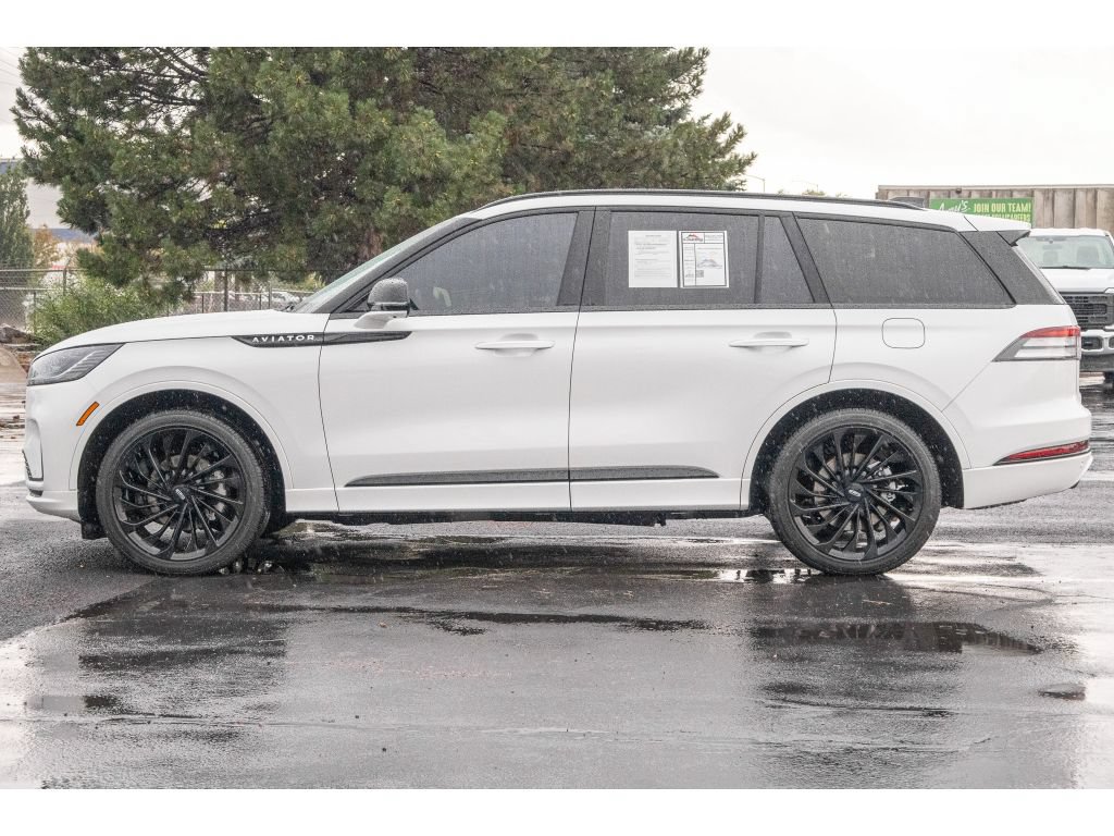 Used 2025 Lincoln Aviator Reserve w/ Equipment Group 201A AWD/4WD image 6