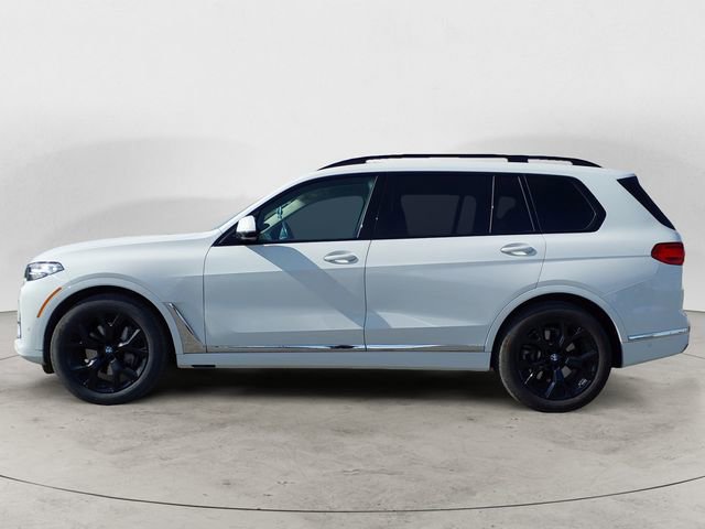 Used 2022 BMW X7 xDrive40i w/ Premium Package AWD/4WD image 2