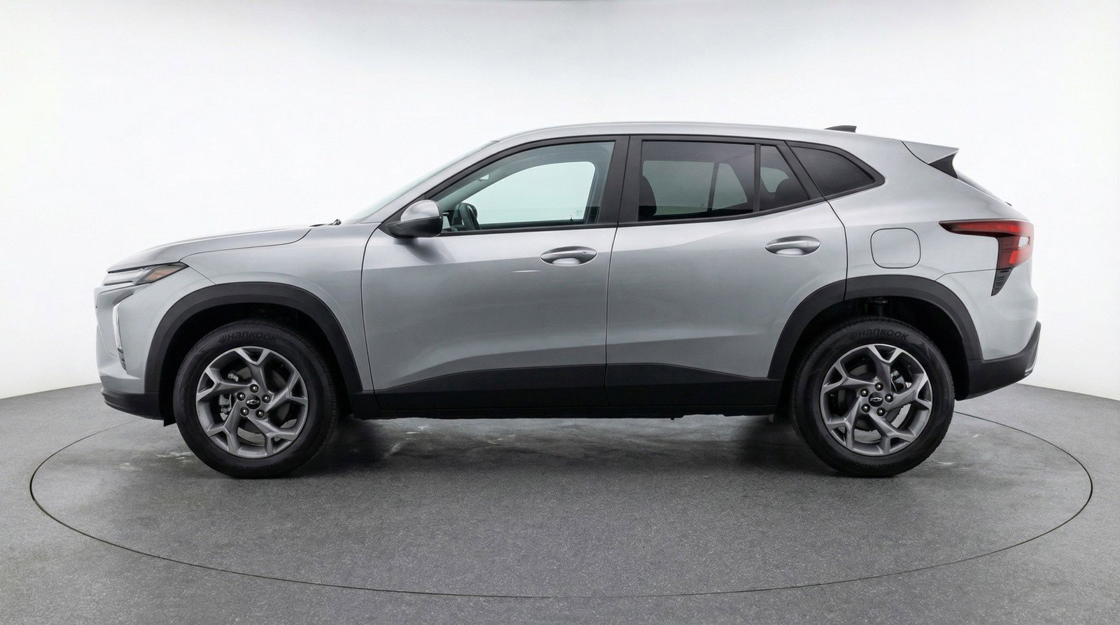 Used 2025 Chevrolet Trax LT image 5