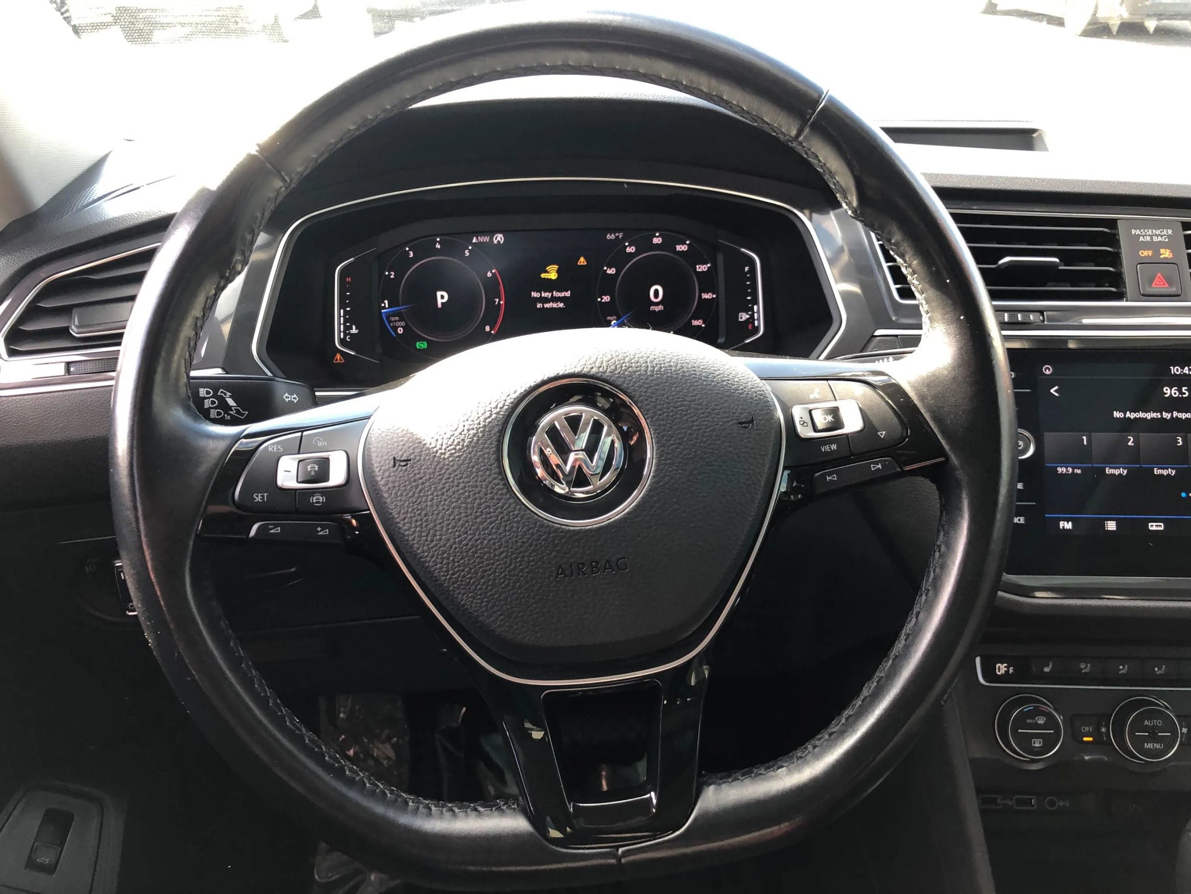Used 2019 Volkswagen Tiguan SEL image 27