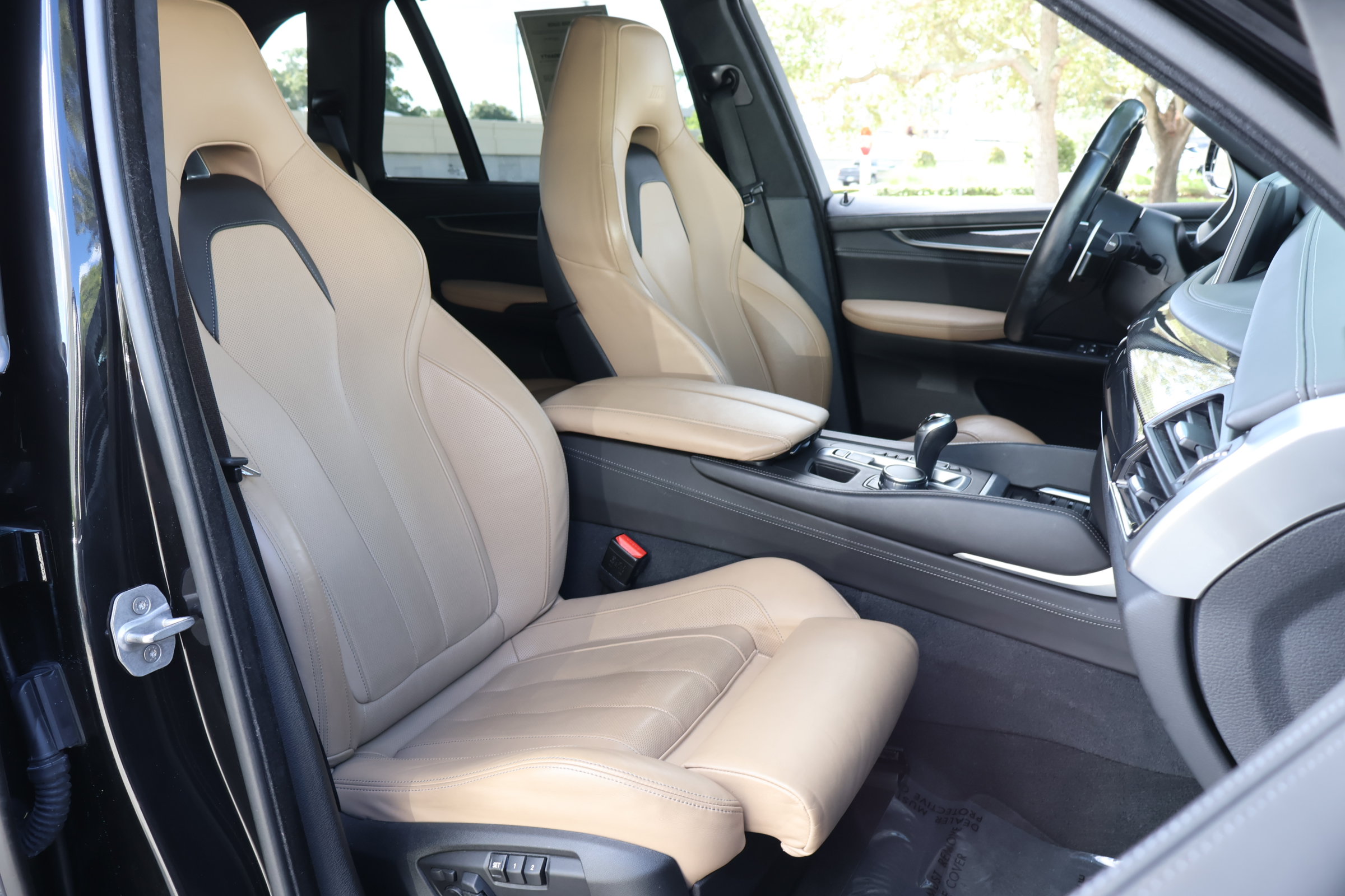 Used 2017 BMW X5 M AWD/4WD image 21