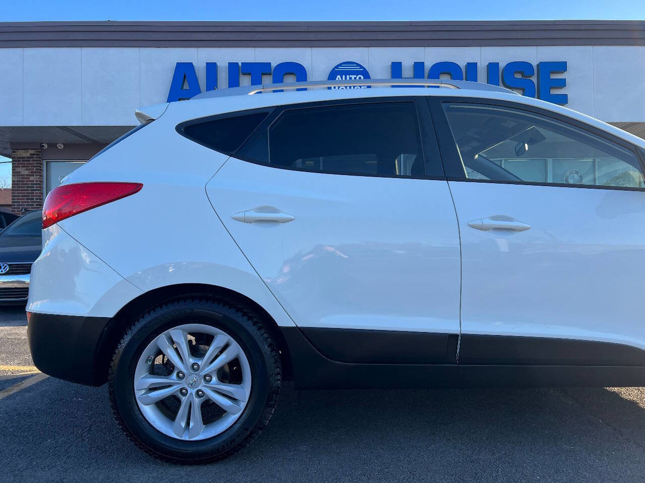 Used 2011 Hyundai Tucson GLS image 35