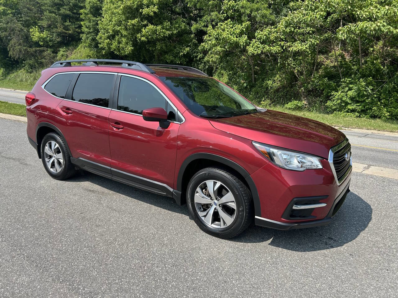 Used 2019 Subaru Ascent Premium image 9