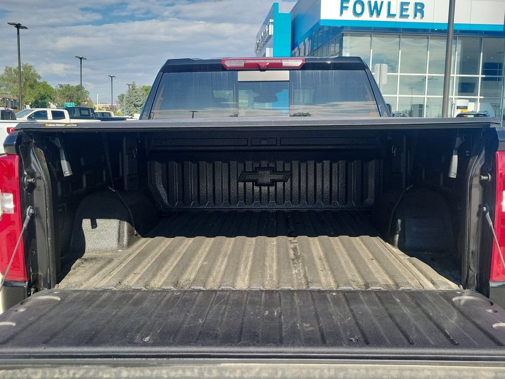 Used 2025 Chevrolet Silverado 1500 High Country w/ High Country Premium Package AWD/4WD image 33