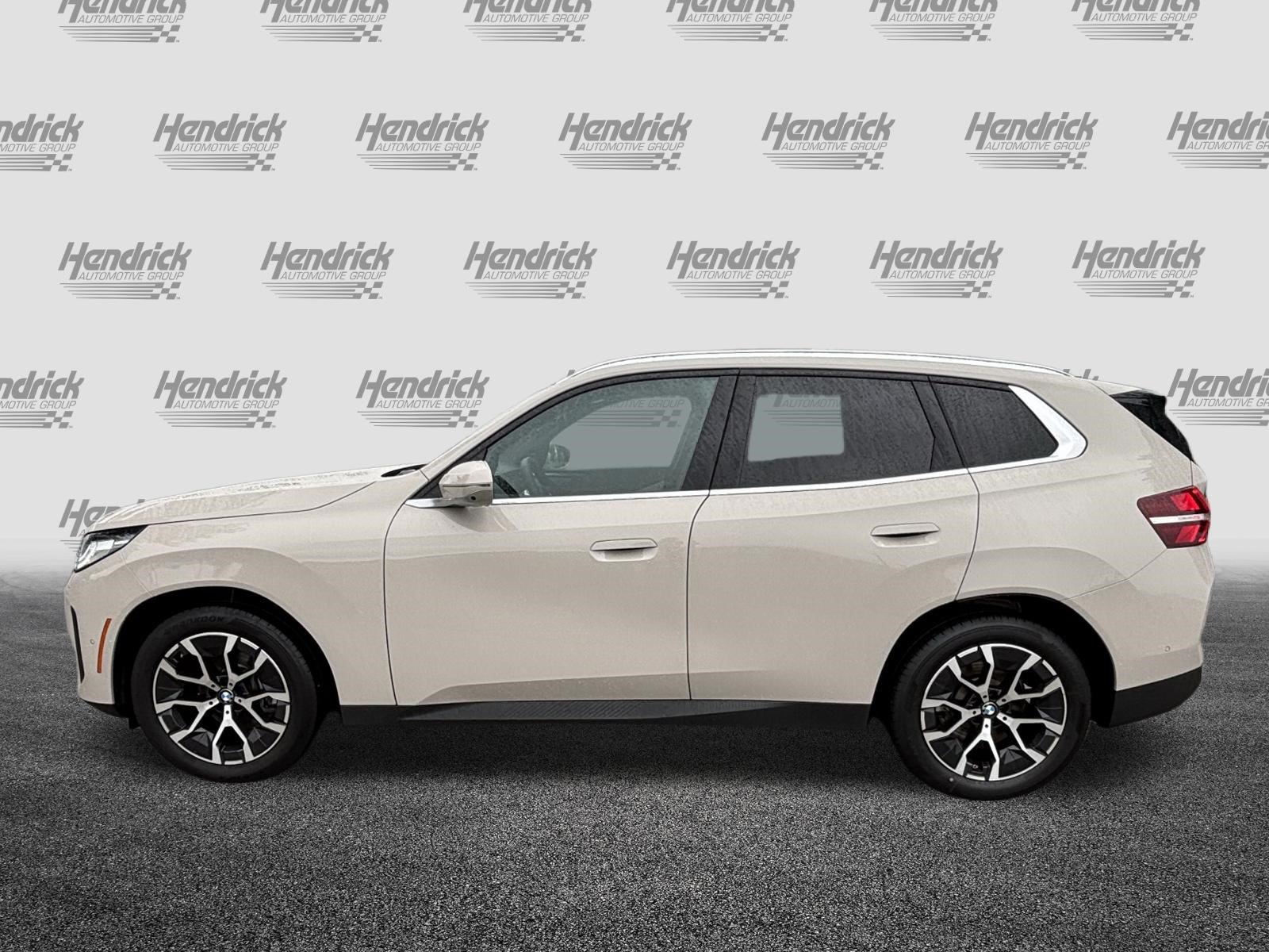 Certified 2025 BMW X3 xDrive30i w/ Premium Package AWD/4WD image 7