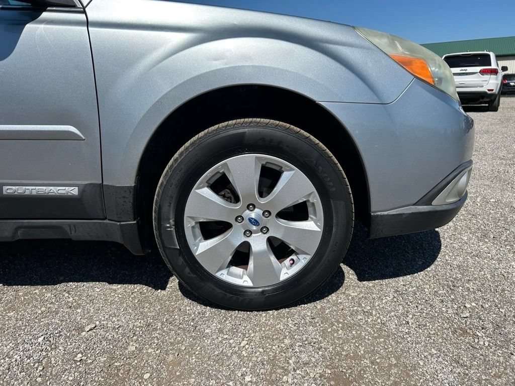 Used 2012 Subaru Outback 2.5i Limited w/ Moonroof Pkg AWD/4WD image 20