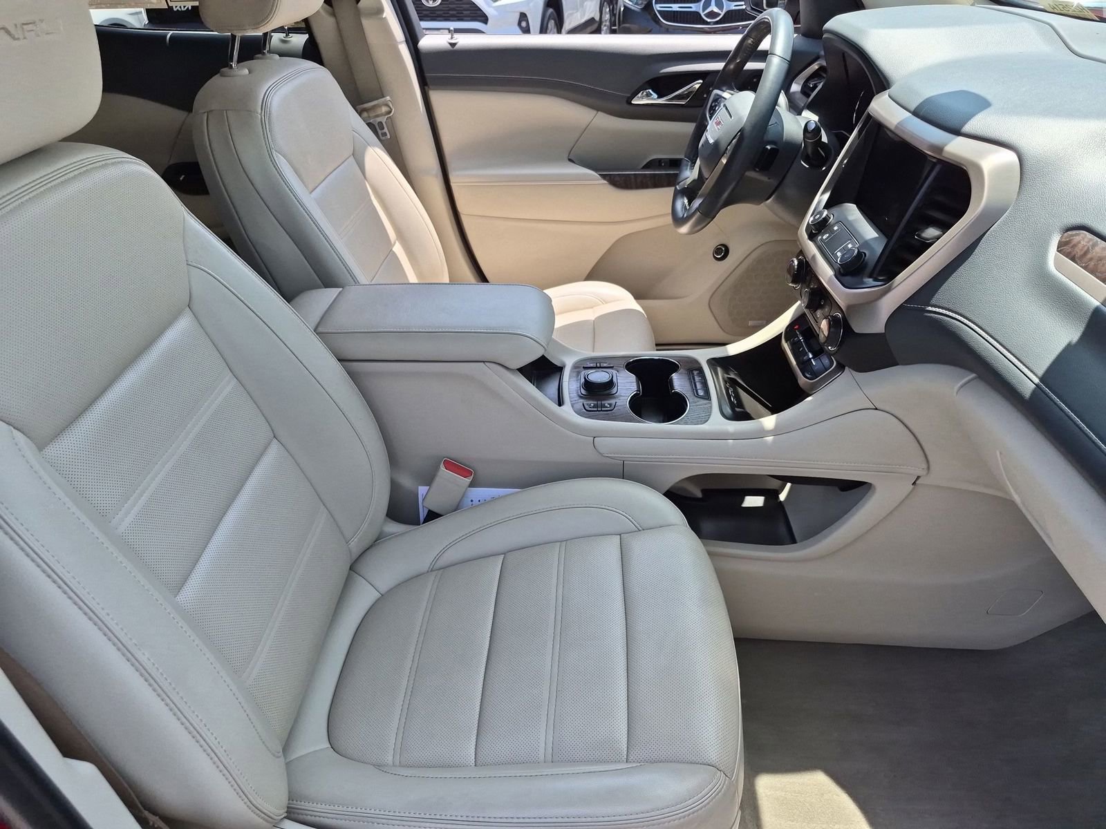 Used 2021 GMC Acadia Denali w/ Denali Technology Package AWD/4WD image 31