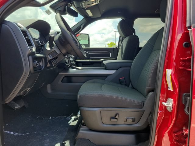 New 2026 RAM 2500 Big Horn AWD/4WD image 11