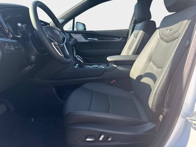 New 2026 Cadillac XT5 Premium Luxury w/ Driver Assist Package AWD/4WD image 16